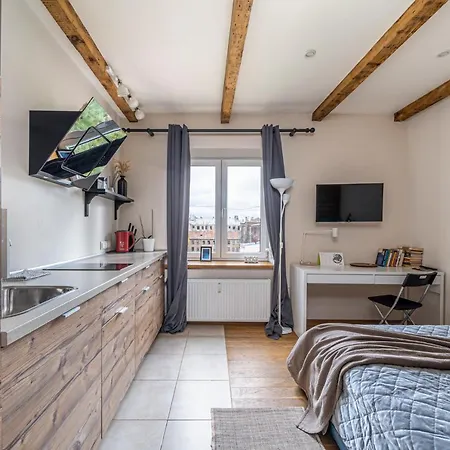 Trendy Top-floor In Heart Of Riga, Near Bars & Culture 里加