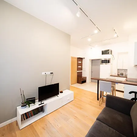 Trendy Top-floor In Heart Of Riga, Near Bars & Culture Lägenhet Riga