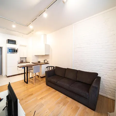 Trendy Top-floor In Heart Of Riga, Near Bars & Culture Appartamento