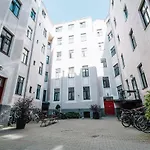 Trendy Top-floor In Heart Of Riga, Near Bars & Culture Апартаменты *
